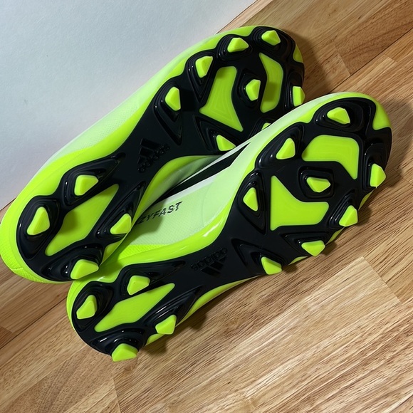 NEW Adidas 7 1/2 M/ 8 1/2 W Cleats X Crazyfast Neon White‎ - Picture 6 of 12